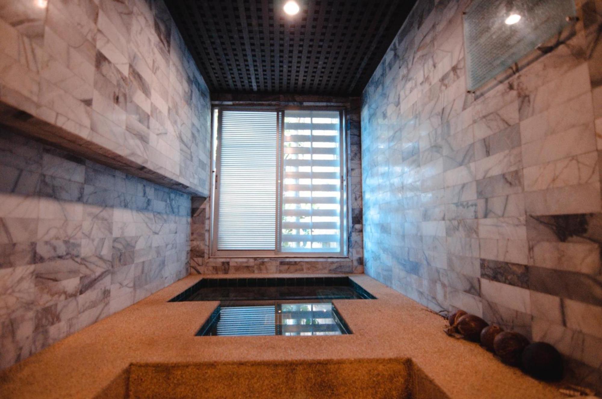 C & N Resort And Spa - Sha Extra Plus Patong Kültér fotó