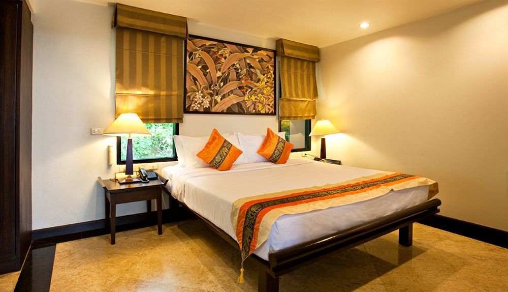 C & N Resort And Spa - Sha Extra Plus Patong Kültér fotó